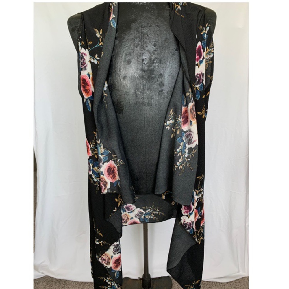 Floral vest